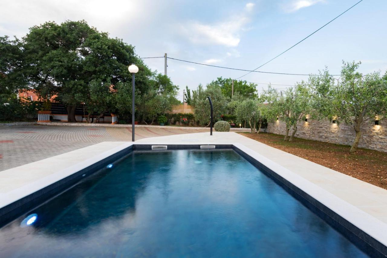 Holiday Home Antonio Dracevac Ninski Exterior photo